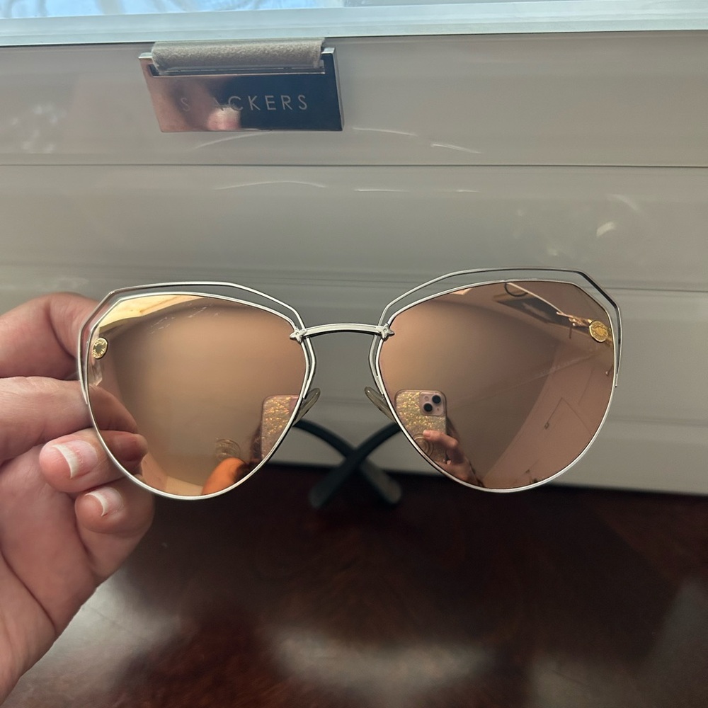 Authentic Louis Vuitton Silver Frame Sunglasses with mirrored tan lenses